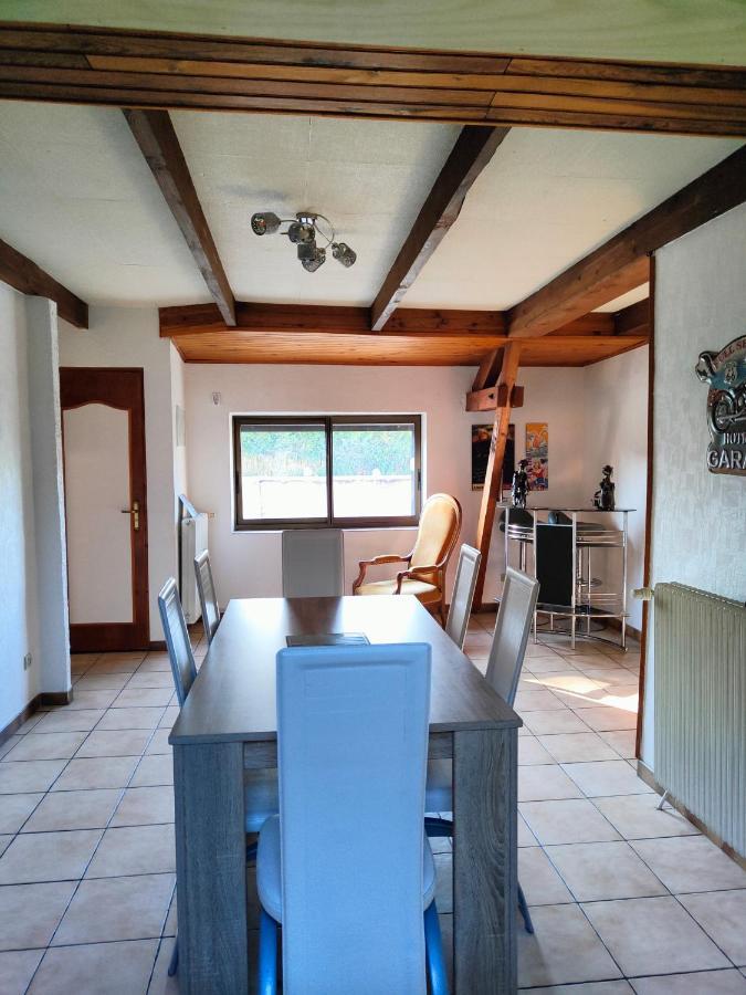 Le Repaire Du Deux Roues Appartement Saint-Sauveur  Buitenkant foto